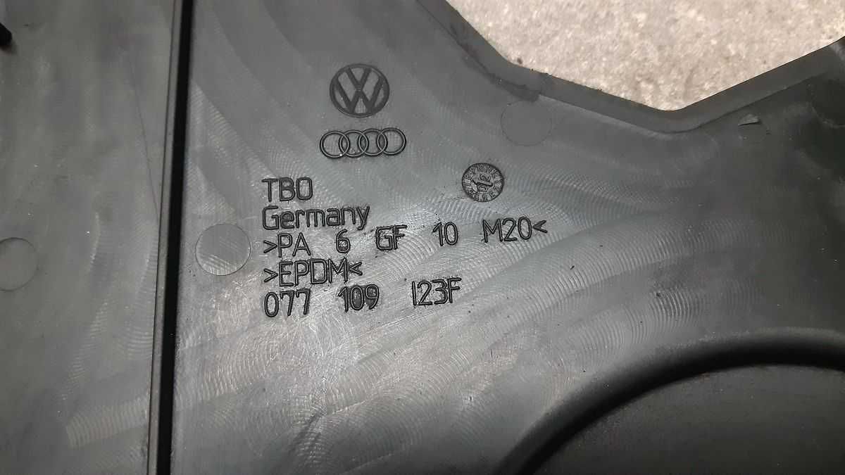 AUDI A8 D3 3,7 BFL , 4,2 BFM - osłona rozrządu .