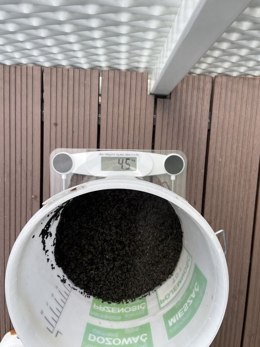 Na sprzedaż żwirek