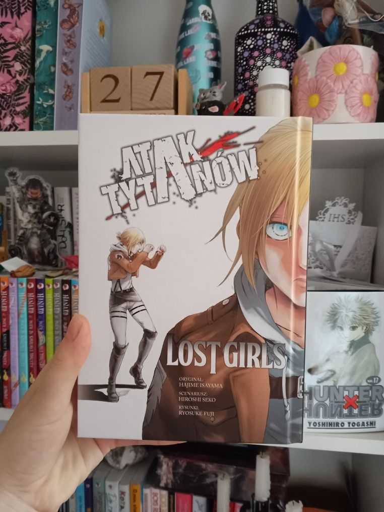 ATAk tytanów lost girls