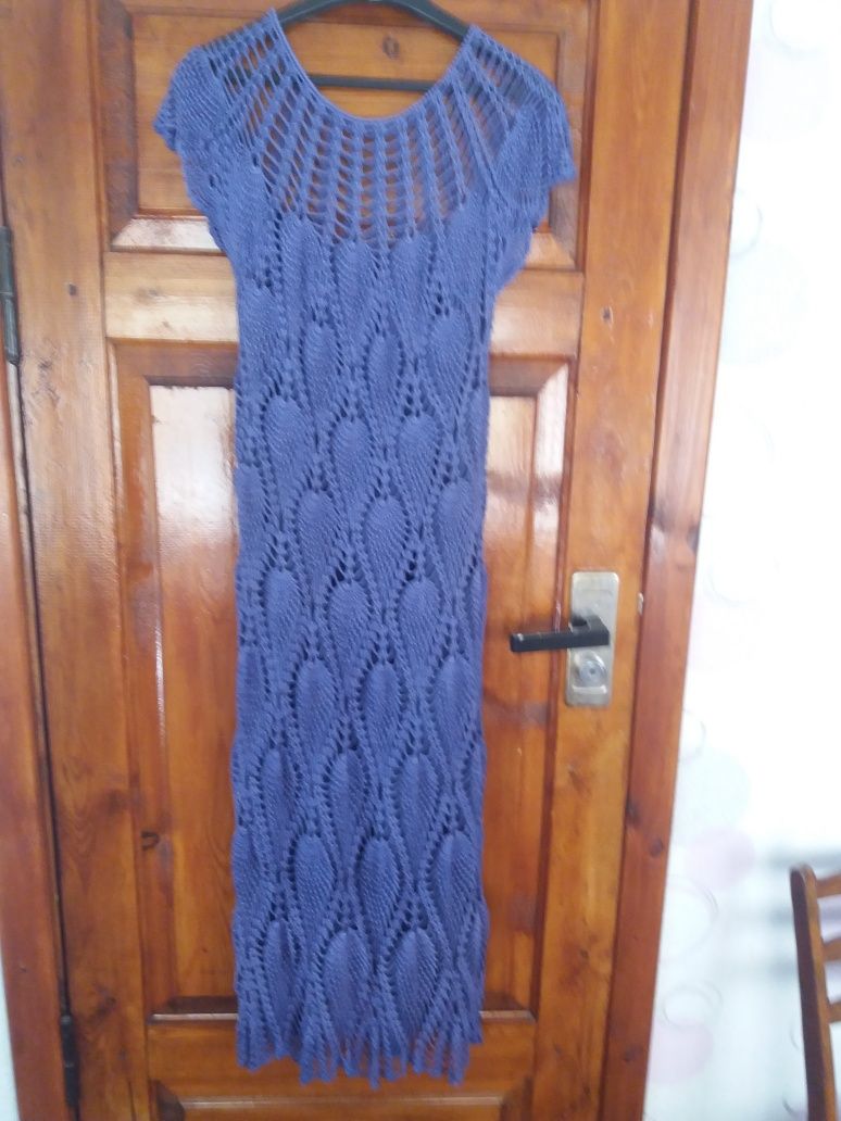 Платье вязаное крючком