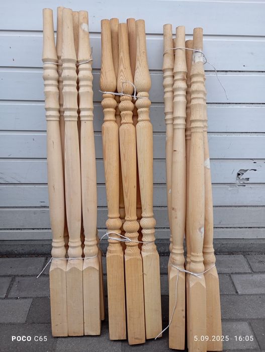 Tralki schodowe swierkowe