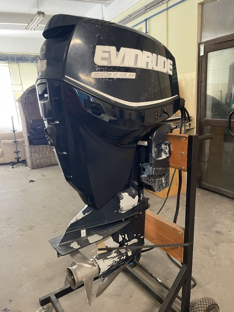 Sprzedam EVINRUDE  e-tec 115