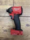 Zakrętarka udarowa 1/4'' 18V Milwaukee M18 ONEID2 2022r.