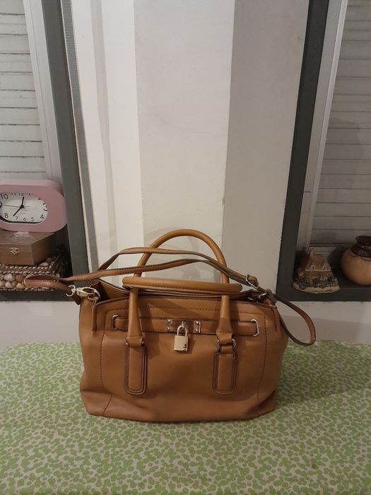 Vendo Mala de Senhora ALDO muito bonita em bom estado