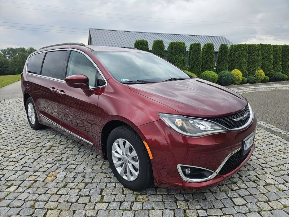 Chrysler Pacifica Bogata wersja, super stan!