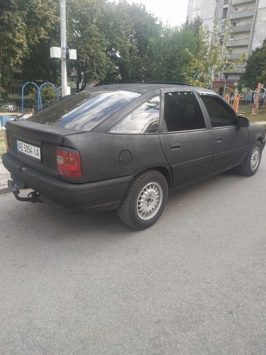 Опель вектра А 2.0
