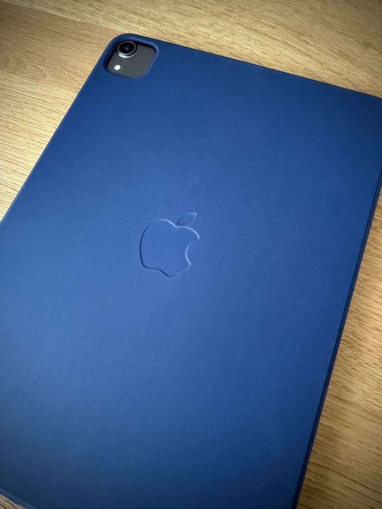 AppleiPad Pro 11’’ 1gen 256GB wifi + cellular, space gray, etui Apple