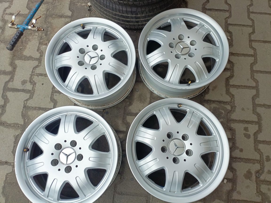 Felgi aluminiowe oryginalne Mercedes 7jx16 et34