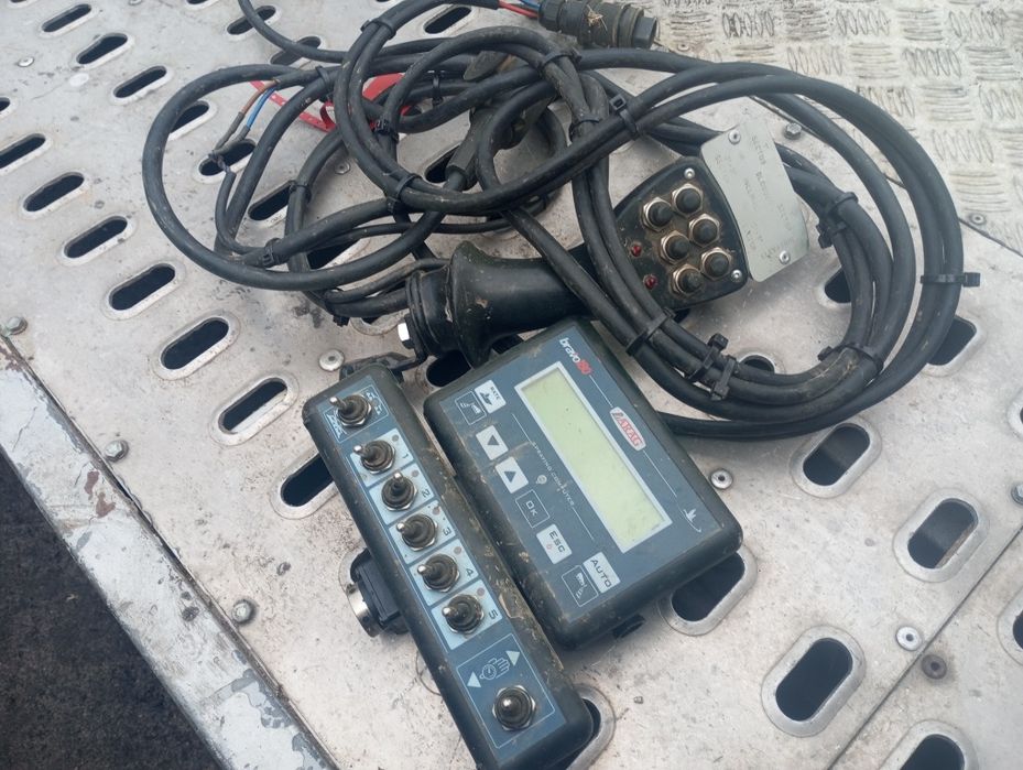 KUHN Atasa 2011r opryskiwacz zawieszany