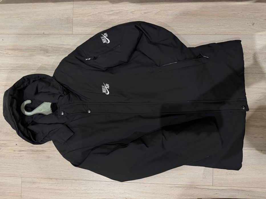 Продам зимову куртку в чудовому стані.