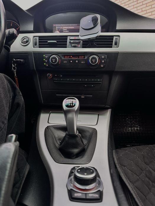 Продам BMW E91 N47
