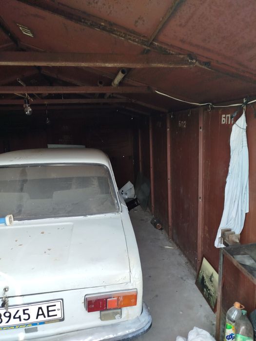 Продаю металлический гараж