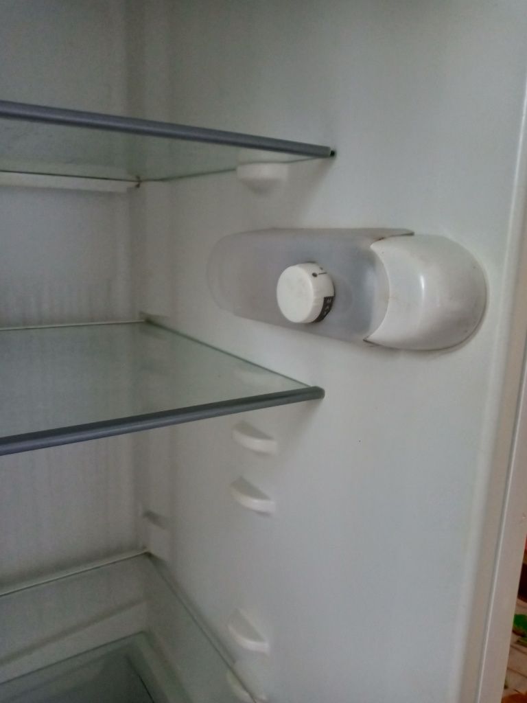 Холодильник Whirpool Вірпул