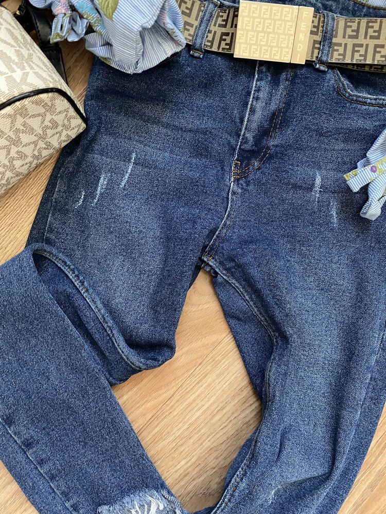 Продаю стилтні діночі джинси турецькі нові