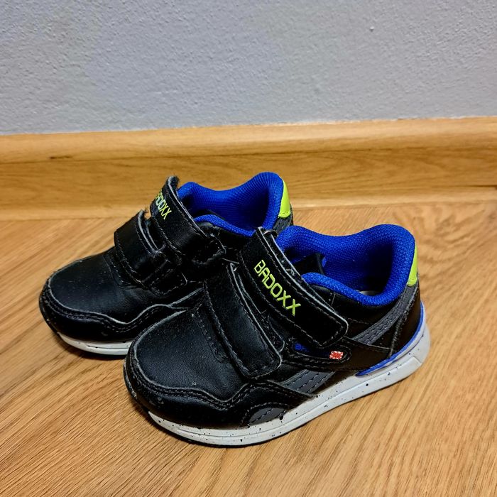 Adidasy na wiosnę dla chłopca 20