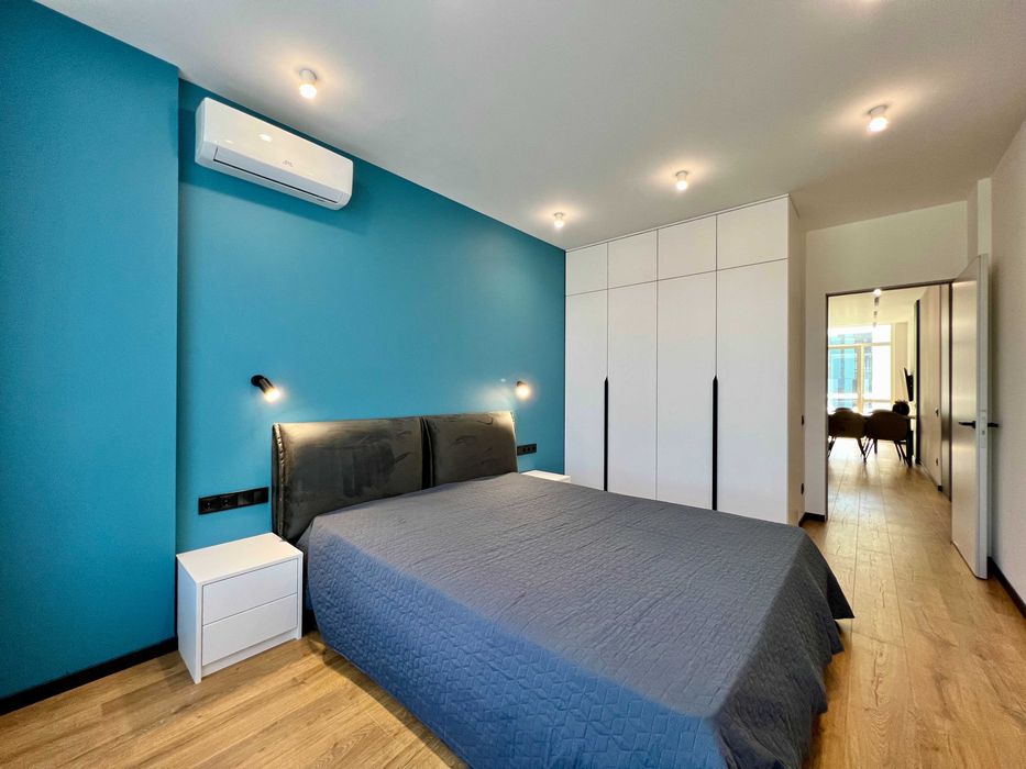 Гармонійна 1-кім 44м2 з двостороннім плануванням в ЖК Республіка