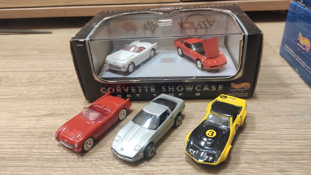 Hot Wheels 100% Corvette Designer Dreams