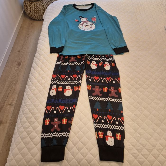 Piżama świąteczna. Bałwanek.