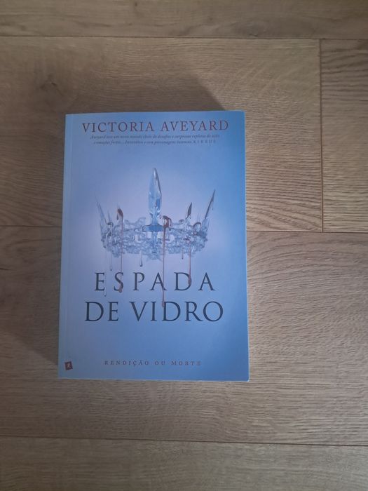 Espada de Vidro- Victoria Aveyard