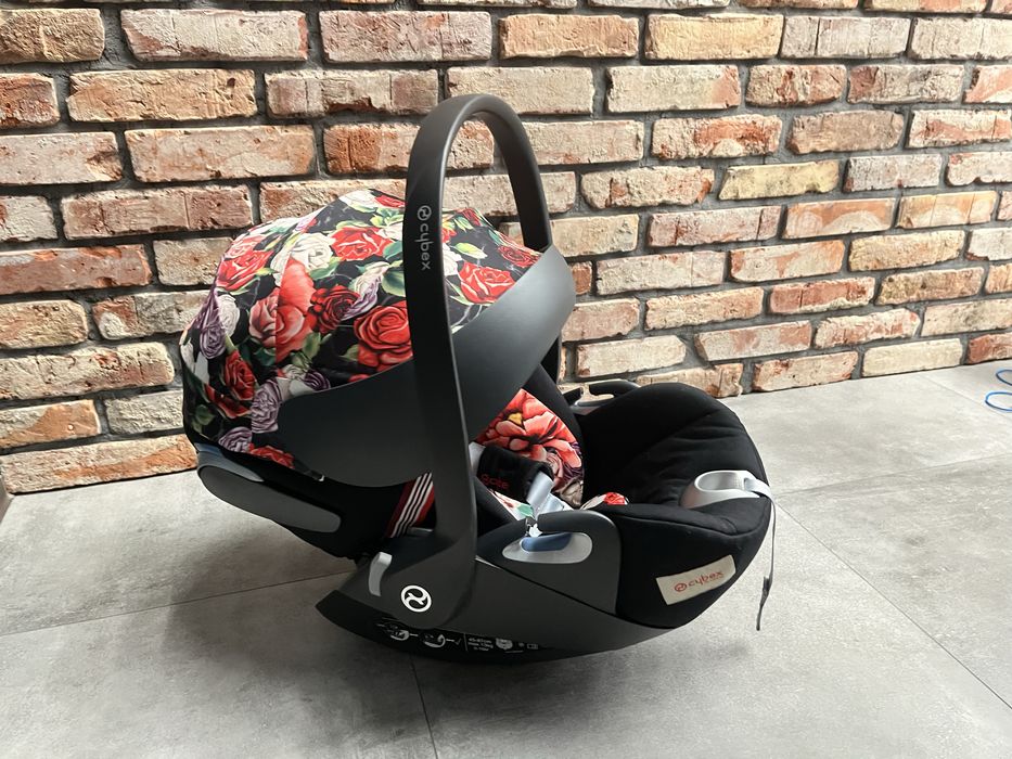Cybex Spring Bloosom dark Priam 4.0+ fotelik