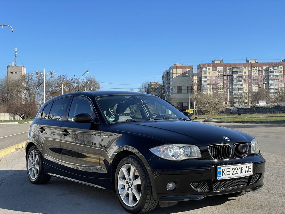 Продам BMW 1 e87