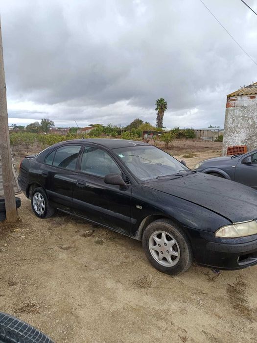 Mitsubishi carisma 1.6 para peças