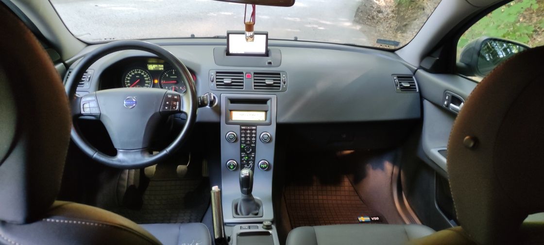 Volvo V50 1.6d drive 109km 2009r
