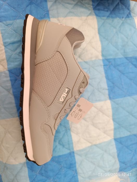 Tênis Fila 39,5 novos