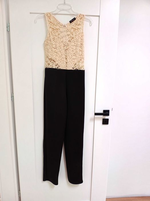 elegancki długi czarny kremowy koronkowy kombinezon ze spodniami 38M