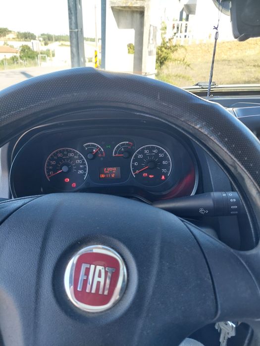 Vendo Fiat doblo 1,3  .90cv em muitobomestado de conservação e mecânic