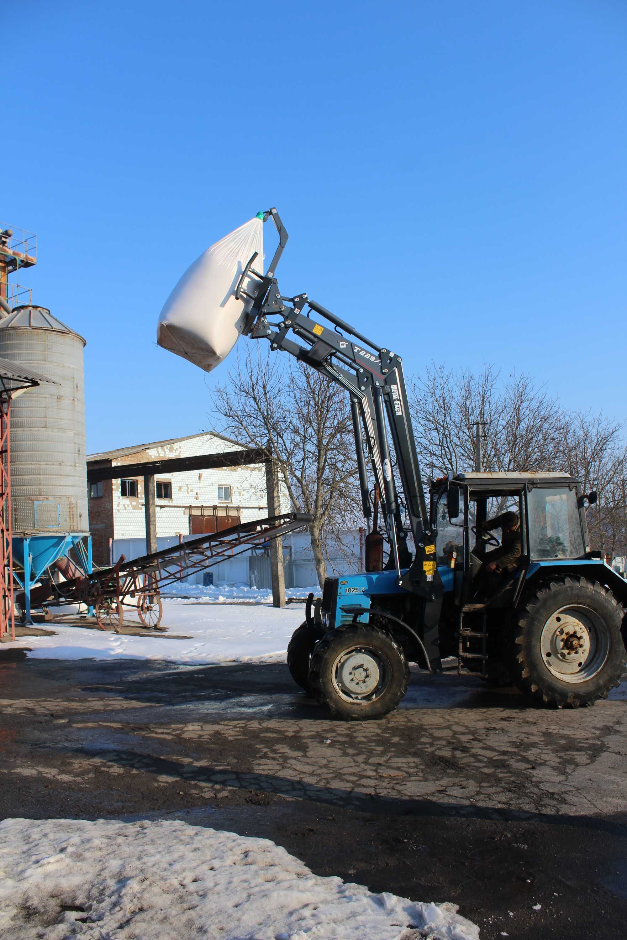 Фронтальний погрузчик Т219,Metal-Fach,Погрузчик на трактор МТЗ,Навеска