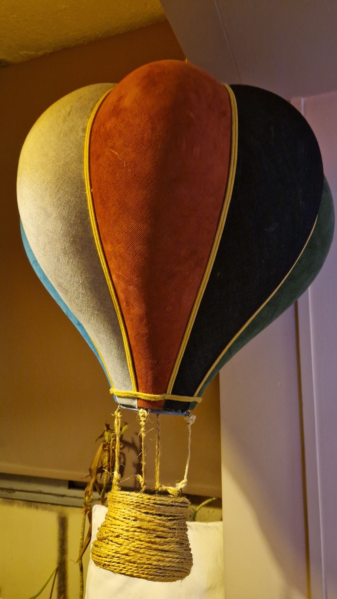 Balão decorativo forrado a tecido