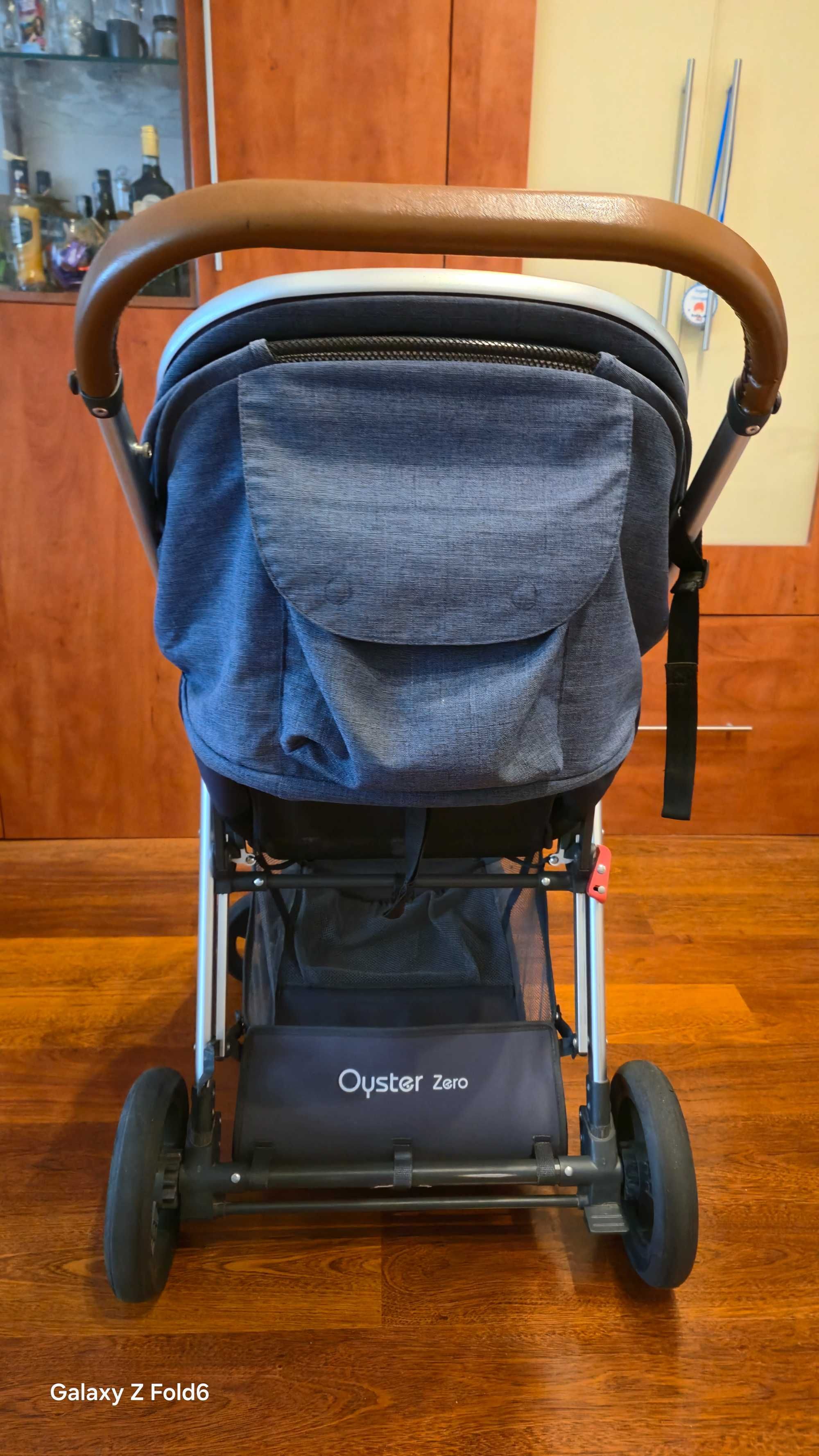 Wózek spacerowy Oyster Zero + śpiwór Oyster + uchwyt na kubek.