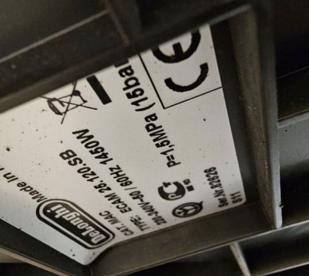 Ekspres do kawy Delonghi Esam 26.120.SB