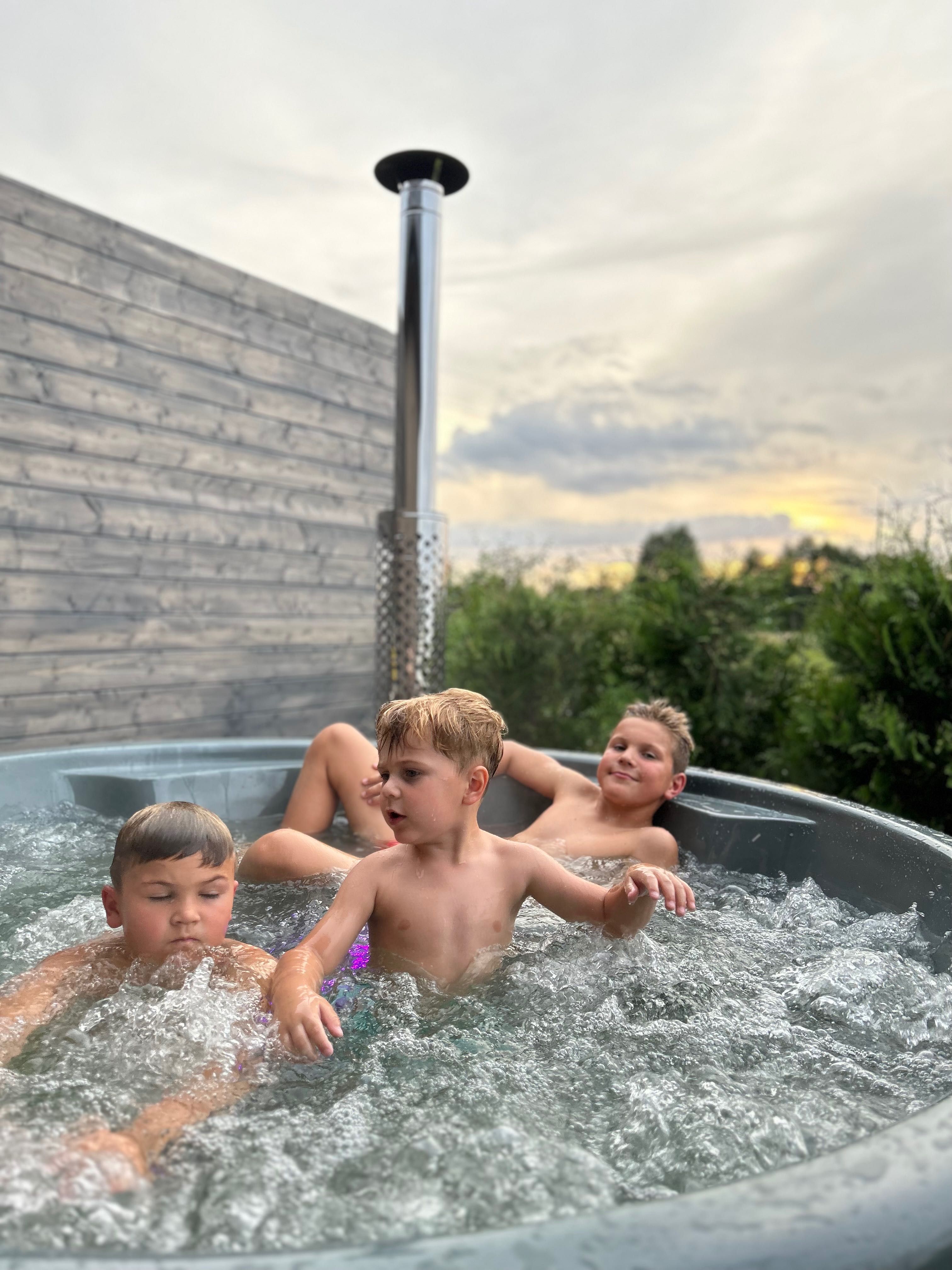 Domek nad morzem z prywatną balią/jacuzzi