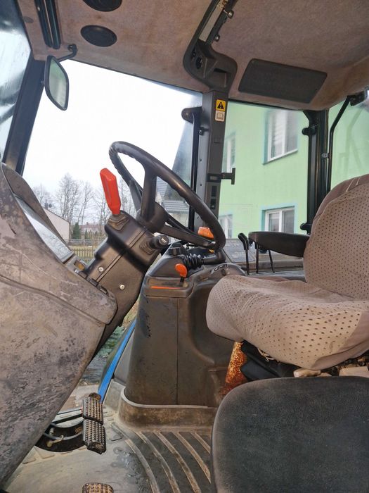 Ciągnik New Holland TM130