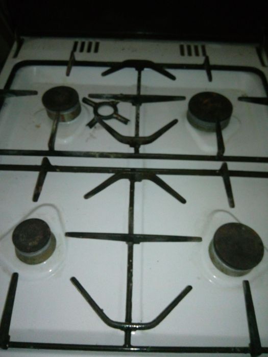 Sprzedam kuchenkę gazową . Możliwy transport.
