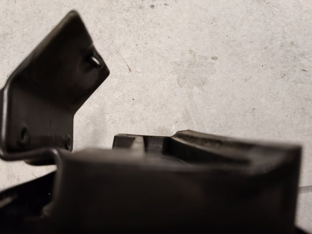 Bagażnik dachowy Thule Wingbar evo 118 (komplet)
