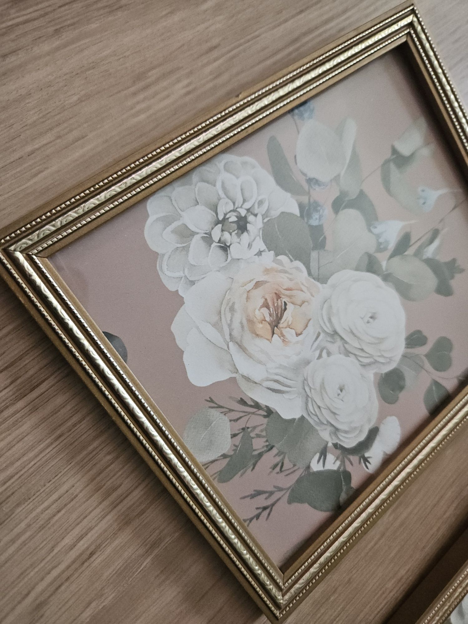 Ramka ramki złote retro kwiaty różowe ozdoba dekoracja scienna