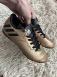 Золоті бутси adidas