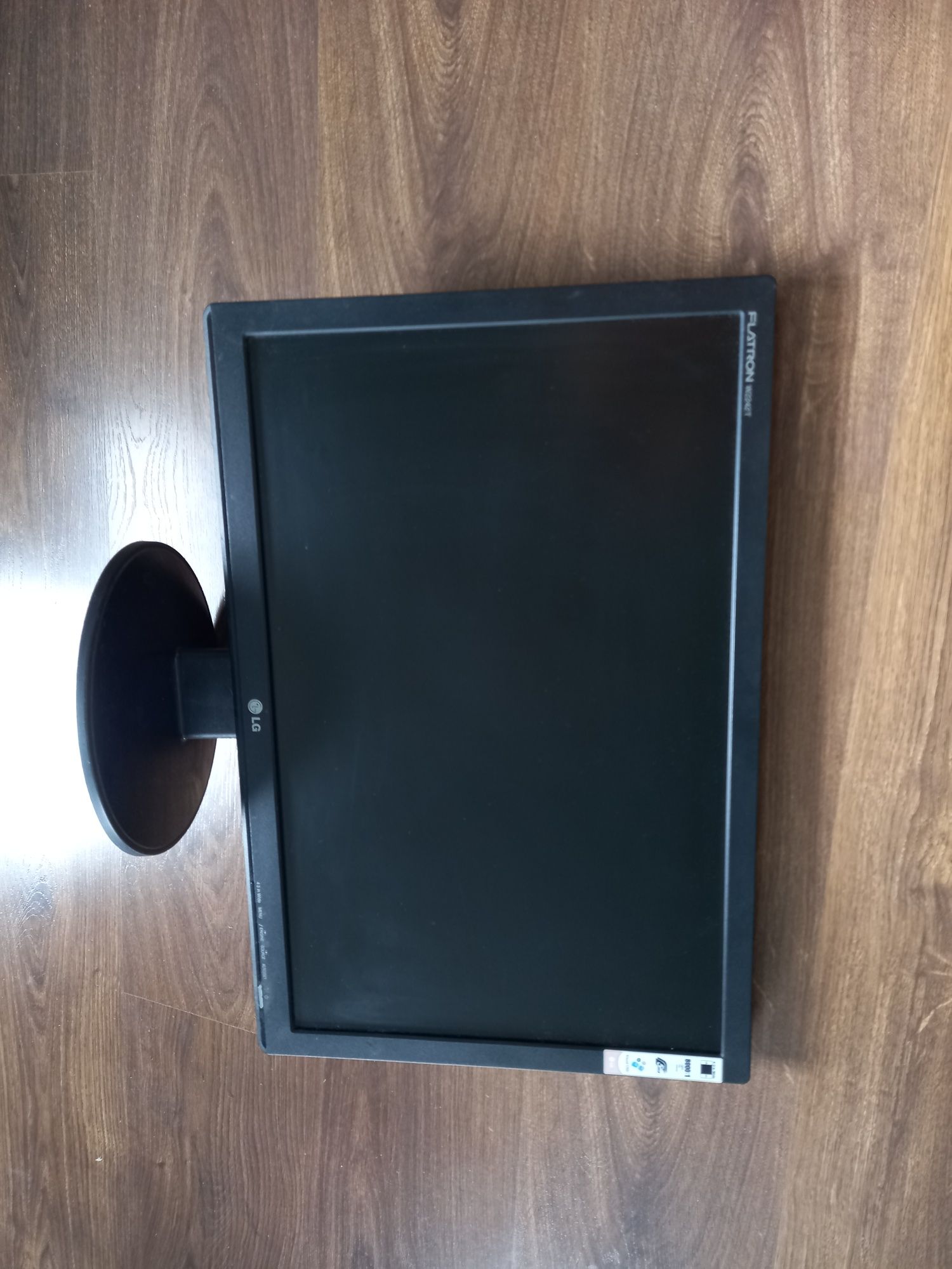 Монітор  LG FLATRON W2242t