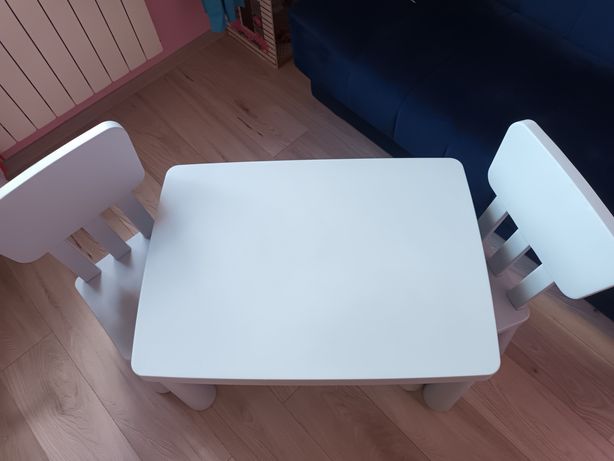 Stolik i 2 krzesełka IKEA MAMUT
