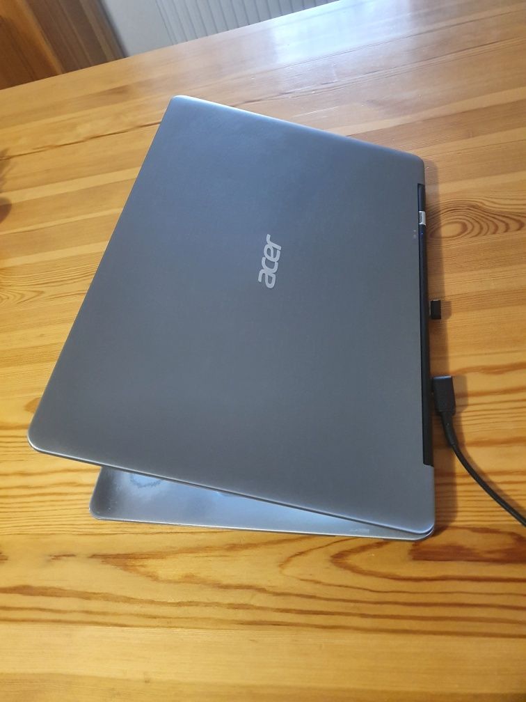 Sprzedam ultrabook Acer Aspire S3 13 cali