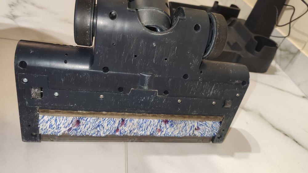 Пилосос акумуляторний вертикальний миючий Klarstein 10041383