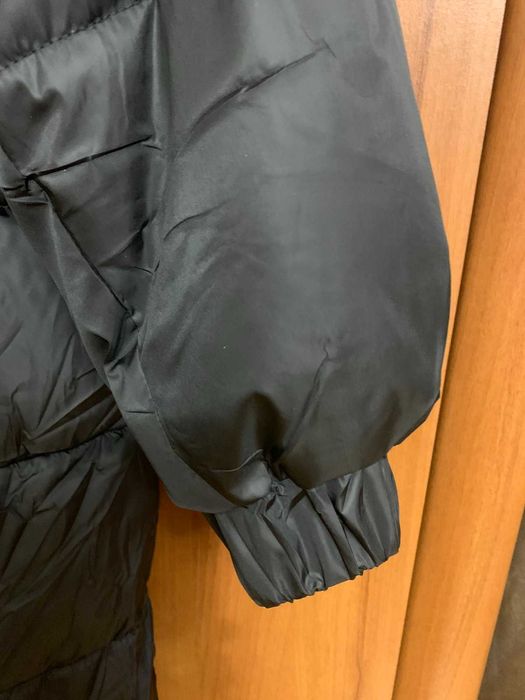 Жіноча зимова куртка