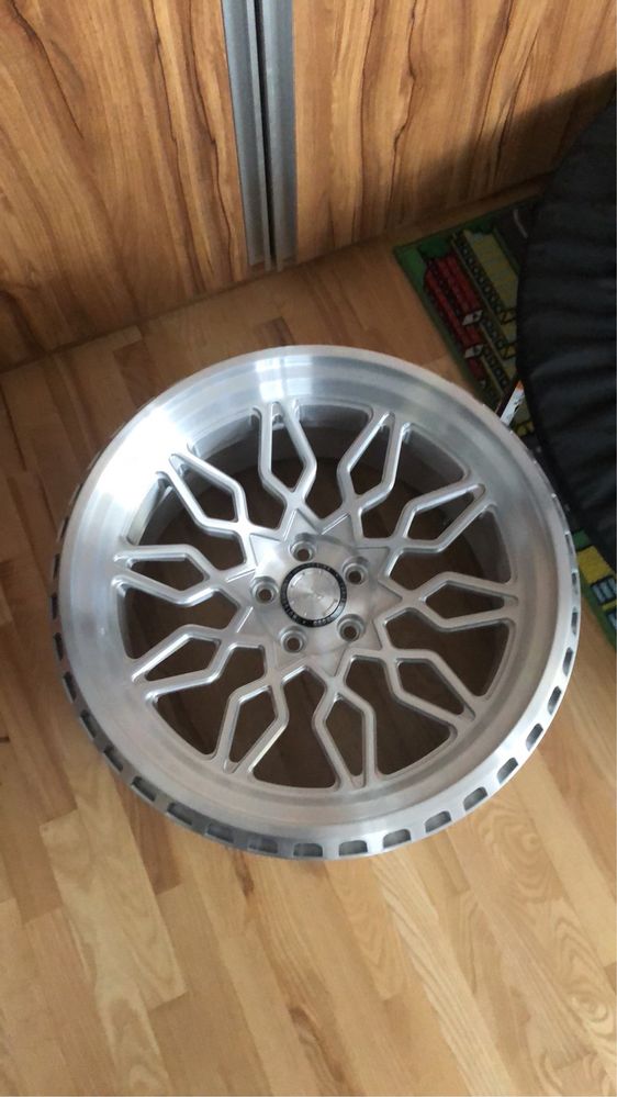 Felgi 20” 5x112 2tlg , 3tlg Turismo skręcane opony