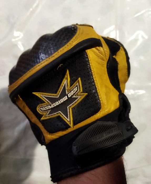 Продам кожаные Мотоперчатки icon