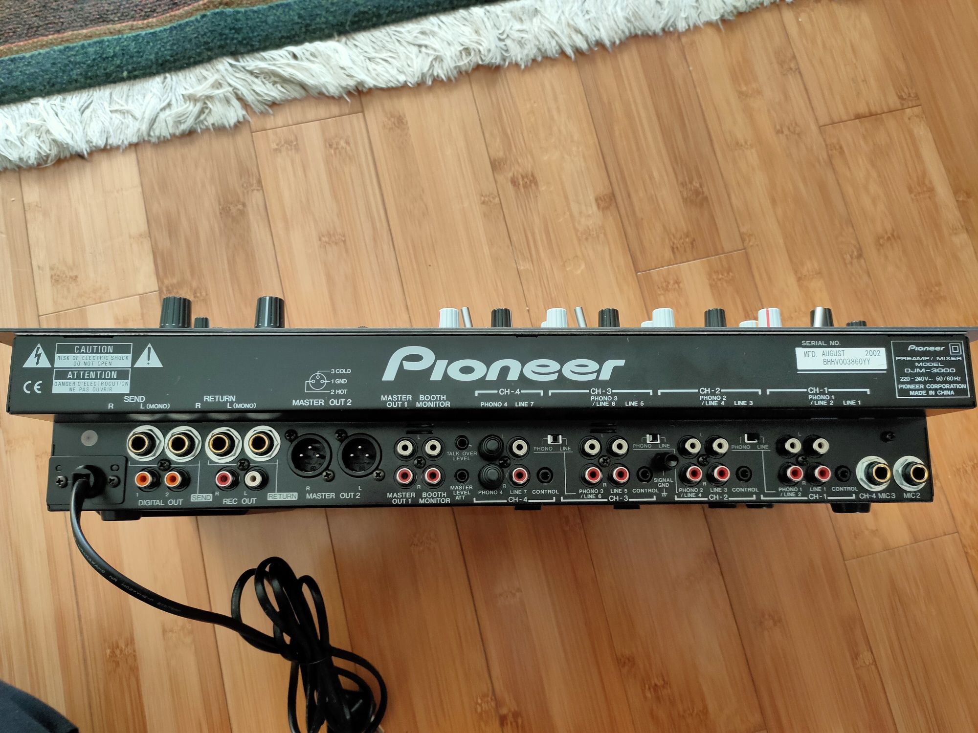 Mesa DJ DJM 3000 da Pioneer como nova | Ermesinde