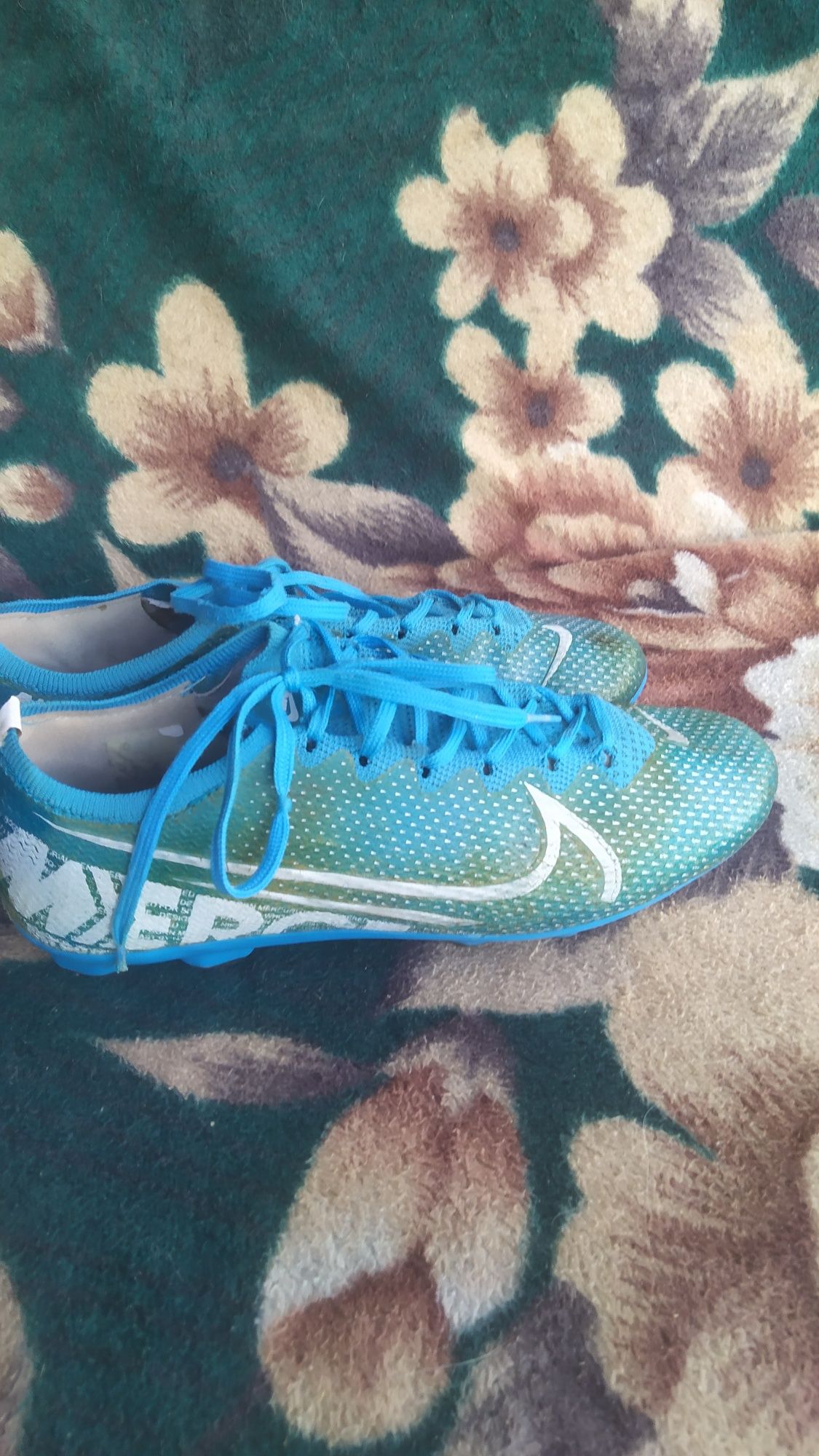 Буци Nike Mercurial