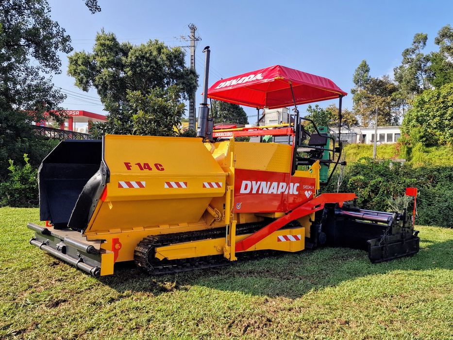 Pavimentadora de betuminoso